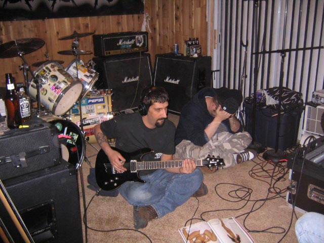 Crushpile photo page newcut mike guitar 2